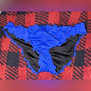 Victoria’s Secret ruched bikini bottoms large
